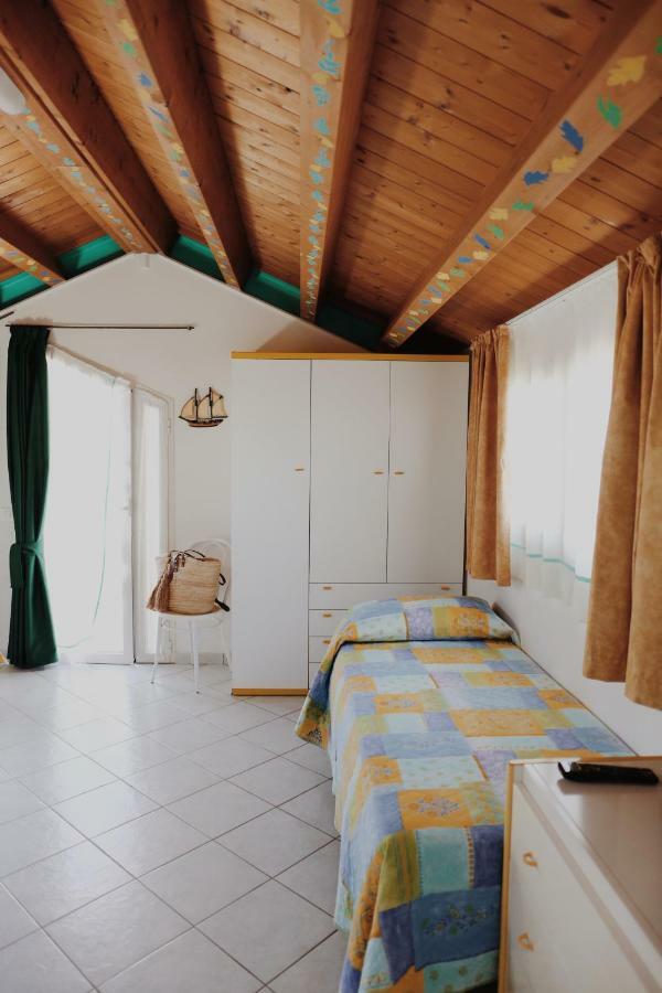 קאטוליקה Hotel Marconi מראה חיצוני תמונה