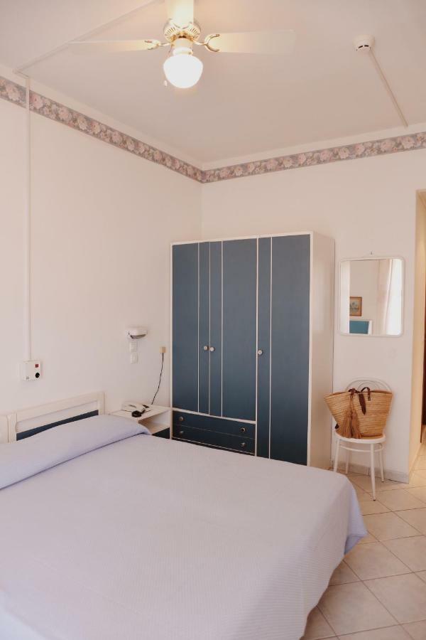 קאטוליקה Hotel Marconi מראה חיצוני תמונה